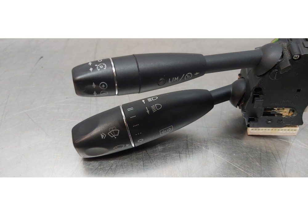 Recambio de mando intermitentes para mercedes clase cls (w218) cls 350 cdi be (218.323) referencia OEM IAM A2189007304  