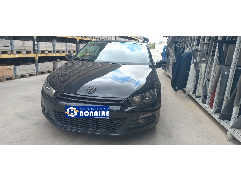 volkswagen scirocco (137) del año 2010