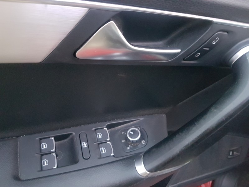 volkswagen passat variant (365) del año 2011