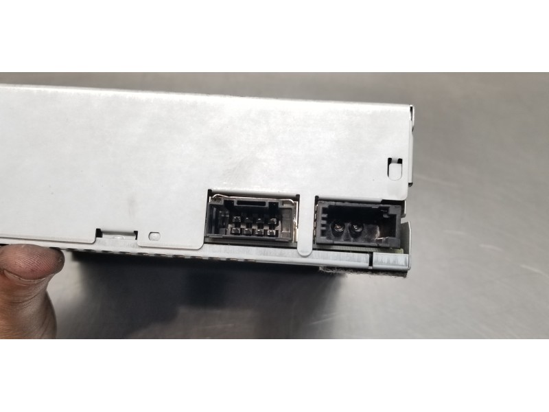 Recambio de sistema navegacion gps para audi a4 ber. (b8) básico referencia OEM IAM 4E0910888PX 4E0910888P 