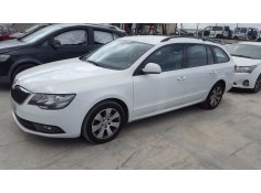 skoda superb combi (3t5) del año 2009 2