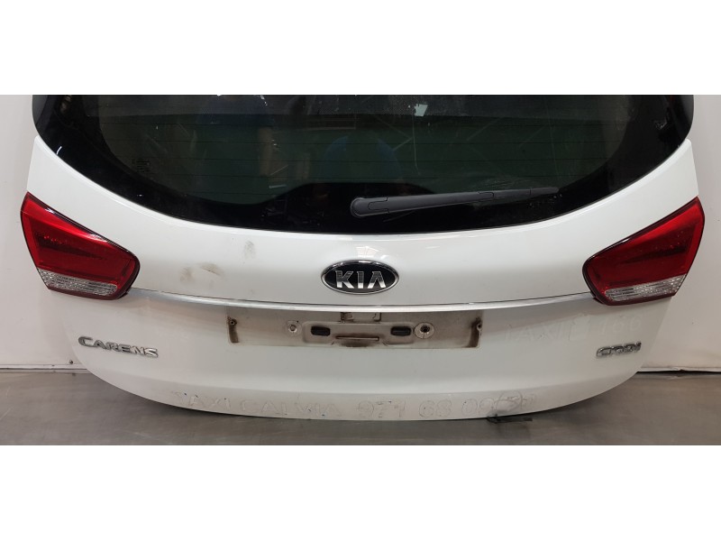 Recambio de porton trasero para kia carens ( ) drive referencia OEM IAM 73700A4040  