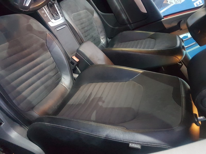 volkswagen passat variant (365) del año 2011