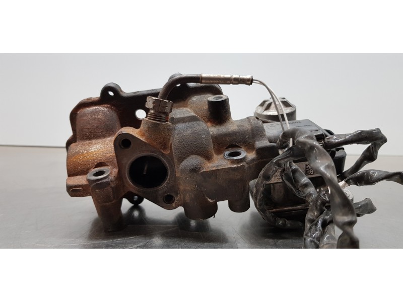 Recambio de valvula egr para volkswagen crafter kasten (sy) furgón 35 bl ta fwd referencia OEM IAM 704999200  