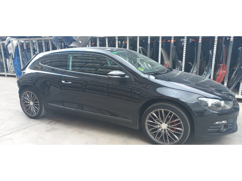 volkswagen scirocco (137) del año 2010