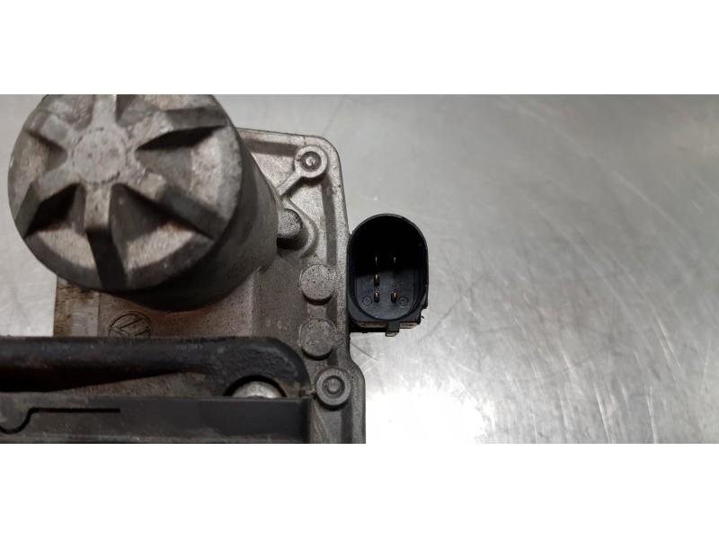 Recambio de valvula egr para volkswagen crafter kasten (sy) furgón 35 bl ta fwd referencia OEM IAM 704999200  