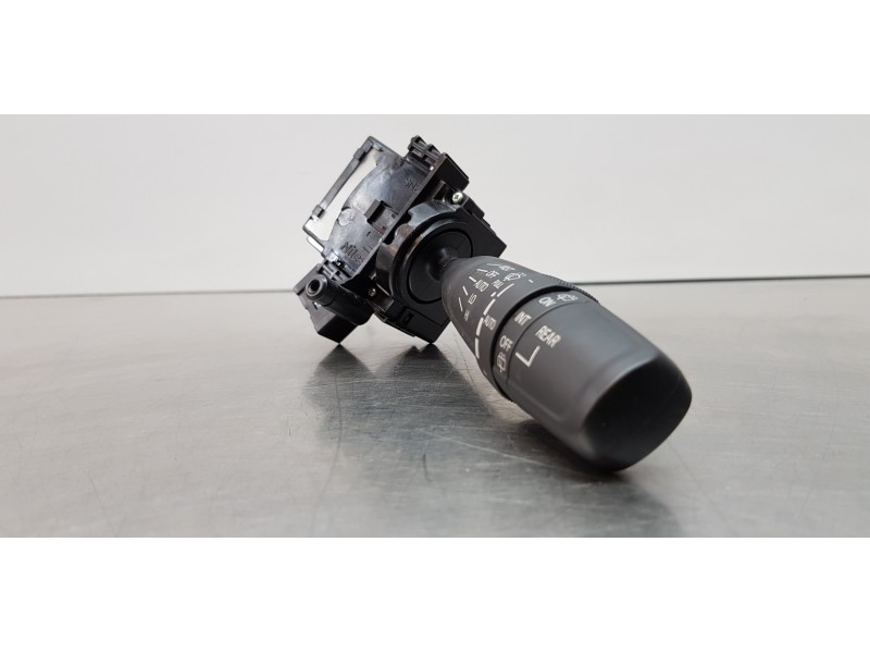 Recambio de mando limpia para suzuki sx4 glx referencia OEM IAM 3731068L20  