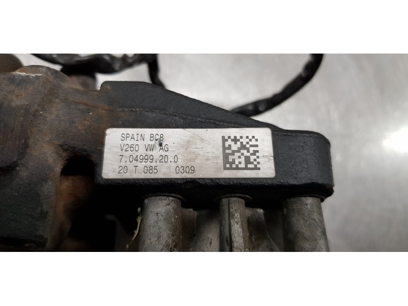 Recambio de valvula egr para volkswagen crafter kasten (sy) furgón 35 bl ta fwd referencia OEM IAM 704999200  