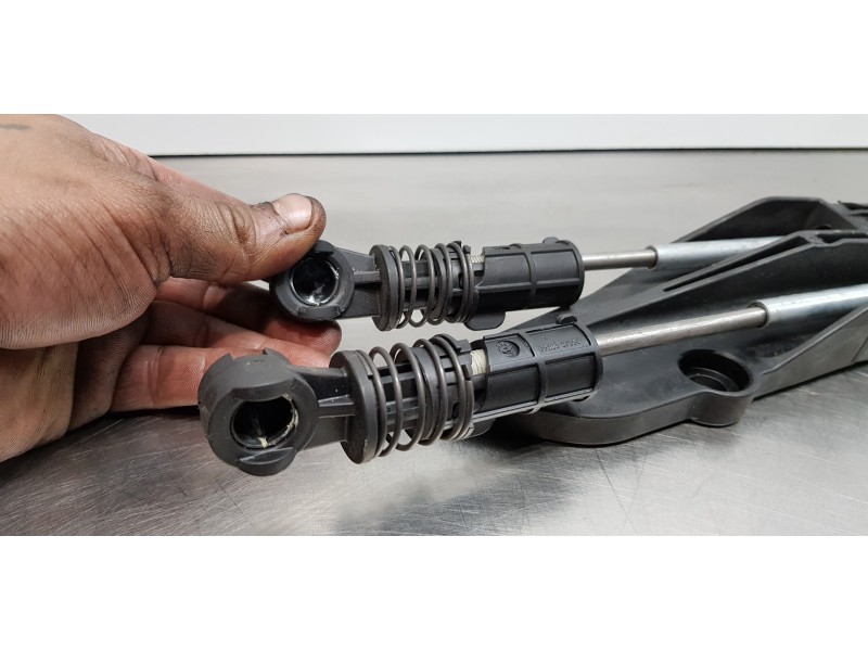 Recambio de varillaje cambio para volkswagen crafter kasten (sy) furgón 35 bl ta fwd referencia OEM IAM 7C1711877B  