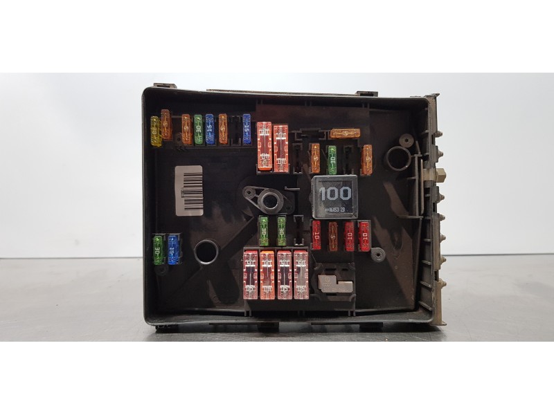 Recambio de caja reles / fusibles para audi a3 sportback (8p) 2.0 tdi attraction referencia OEM IAM 1K0937125A  