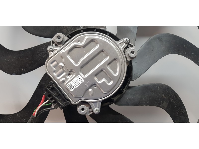 Recambio de electroventilador para bmw serie x3 (g01) xdrive20d referencia OEM IAM 17428472314 8686170 