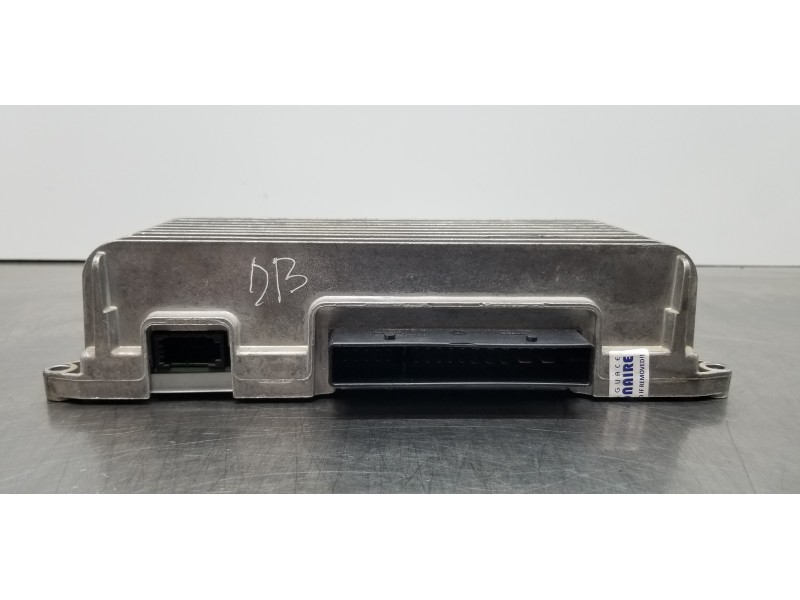 Recambio de amplificador de audio para audi a4 ber. (b8) básico referencia OEM IAM 8T0035223AE   Recambio de amplificador de audio para audi a4 ber. (b8) básico referencia OEM IAM 8T0035223AE