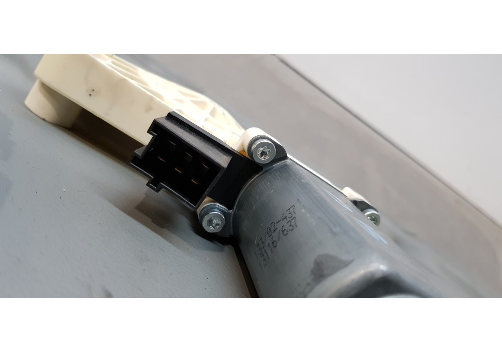 Recambio de elevalunas trasero derecho para mercedes clase a (w169) a 180 cdi (169.007) referencia OEM IAM A1697301479   Recambio de elevalunas trasero derecho para mercedes clase a (w169) a 180 cdi (169.007) referencia OEM IAM A1697301479