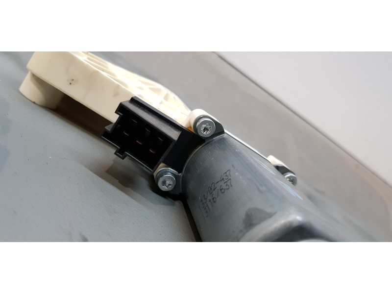 Recambio de elevalunas trasero derecho para mercedes clase a (w169) a 180 cdi (169.007) referencia OEM IAM A1697301479   Recambio de elevalunas trasero derecho para mercedes clase a (w169) a 180 cdi (169.007) referencia OEM IAM A1697301479