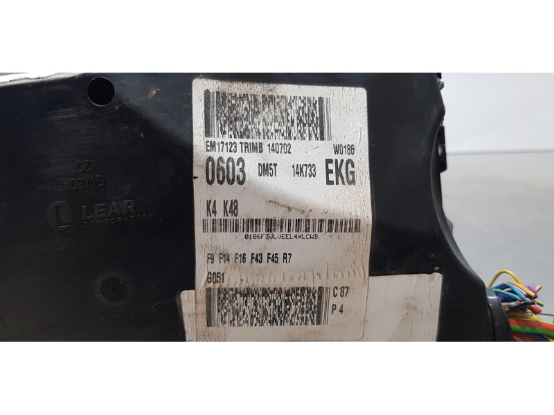 Recambio de caja reles / fusibles para ford grand c-max trend referencia OEM IAM AV6T14A067AD  