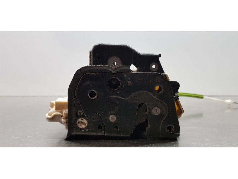Recambio de cerradura puerta trasera derecha para audi a3 sportback (8p) 2.0 tdi attraction referencia OEM IAM 4F0839016  