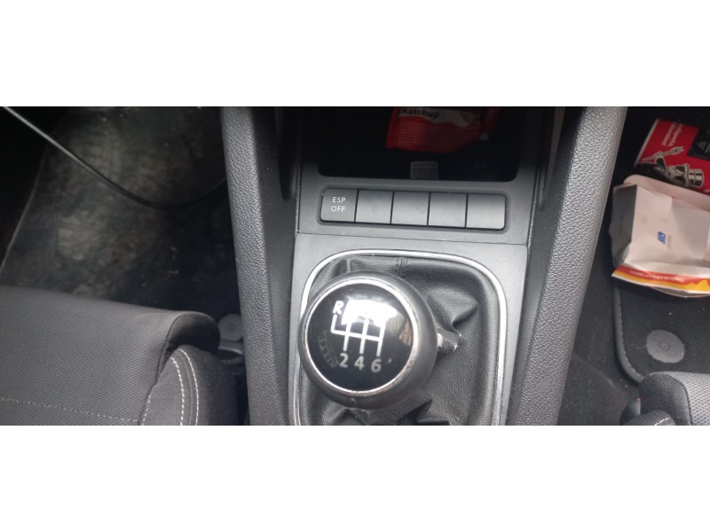 volkswagen scirocco (137) del año 2010