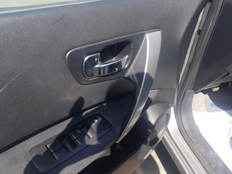 nissan qashqai (j10) del año 2010