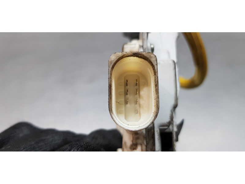 Recambio de cerradura puerta trasera derecha para audi a6 berlina (4f2) 2.0 tdi referencia OEM IAM 4F0839016   Recambio de cerradura puerta trasera derecha para audi a6 berlina (4f2) 2.0 tdi referencia OEM IAM 4F0839016