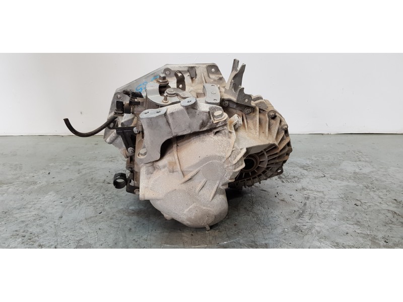 Recambio de caja cambios para opel zafira tourer excellence referencia OEM IAM 55595095  