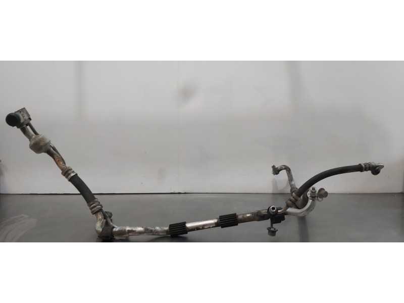 Recambio de tubos aire acondicionado para kia carens ( ) drive referencia OEM IAM 97775A4560  