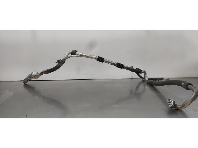 Recambio de tubos aire acondicionado para kia carens ( ) drive referencia OEM IAM 97775A4560  