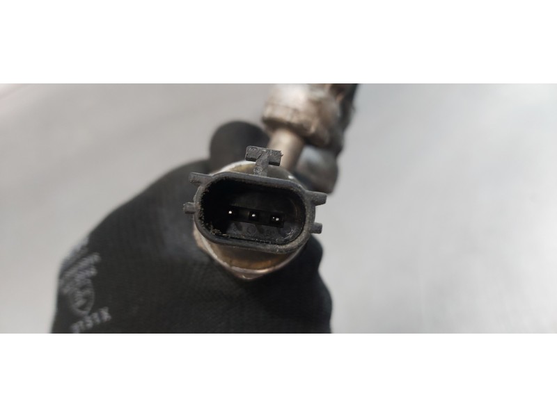 Recambio de tubos aire acondicionado para kia carens ( ) drive referencia OEM IAM 97775A4560  