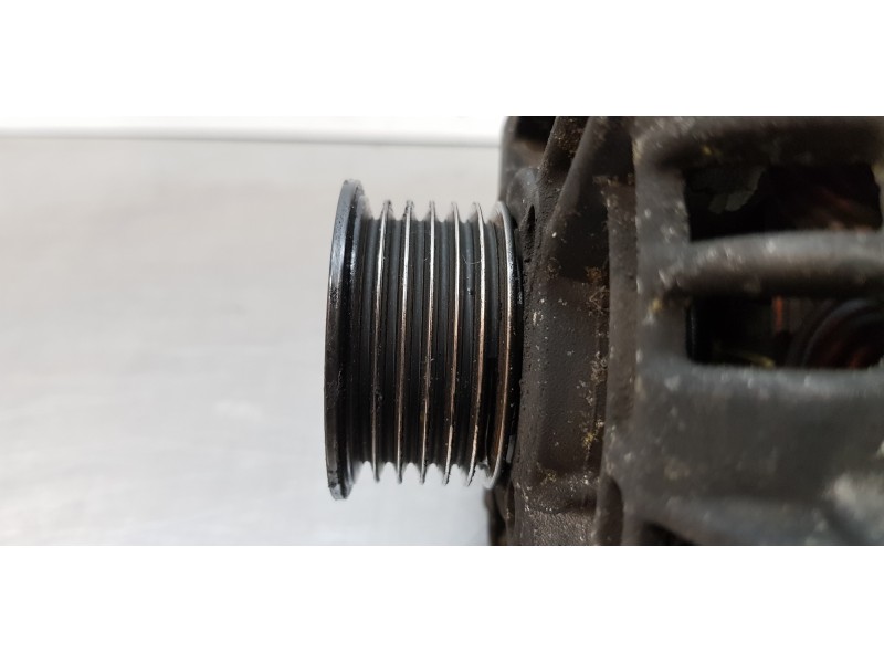 Recambio de alternador para bmw mini (r50,r53) cooper referencia OEM IAM 7523897  