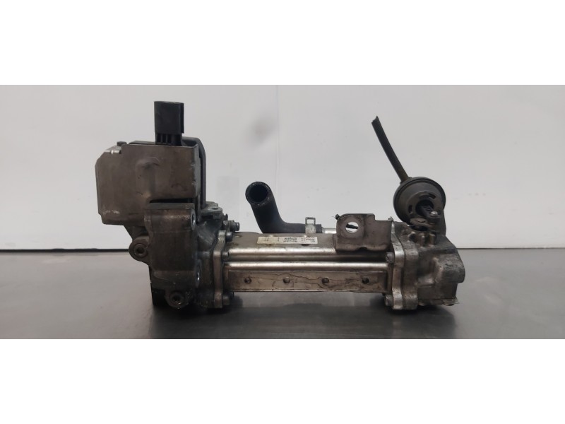 Recambio de valvula egr para kia carens ( ) drive referencia OEM IAM 284202A600  