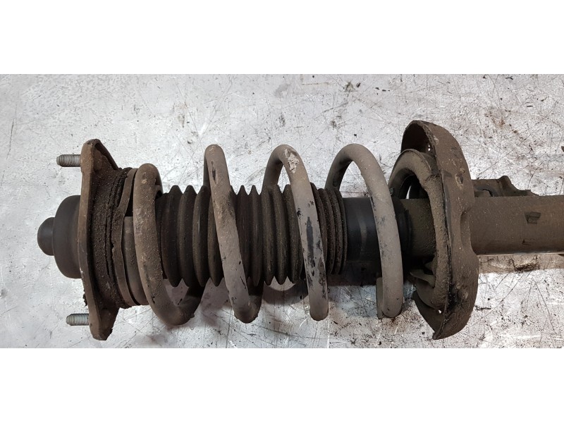 Recambio de amortiguador delantero izquierdo para kia carens ( ) concept referencia OEM IAM 54650A4850  