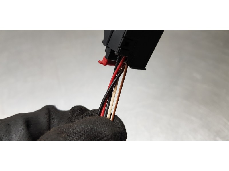 Recambio de retrovisor izquierdo para audi a3 sportback (8p) 2.0 tdi attraction referencia OEM IAM 8P1858531K01C  