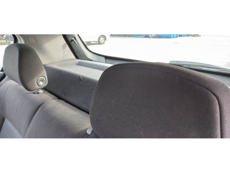 opel astra h berlina del año 2004