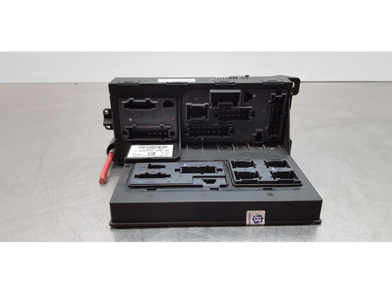 Recambio de caja reles / fusibles para mercedes clase cls (w219) 350 (219.356) referencia OEM IAM 2115454401  