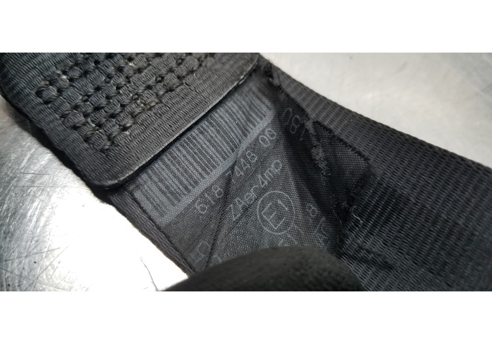 Recambio de cinturon seguridad delantero derecho para alfa romeo mito (145) junior referencia OEM IAM 156100546 618744800 156093