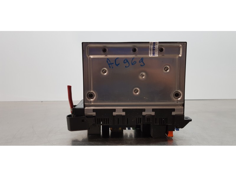 Recambio de caja reles / fusibles para mercedes clase cls (w219) 350 (219.356) referencia OEM IAM 2115454401  