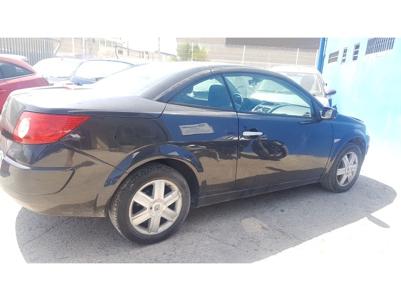 renault megane ii coupe/cabrio del año 2004 renault megane ii coupe/cabrio del año 2004