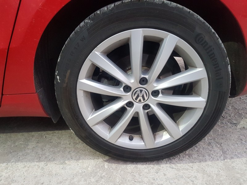 volkswagen passat variant (365) del año 2011