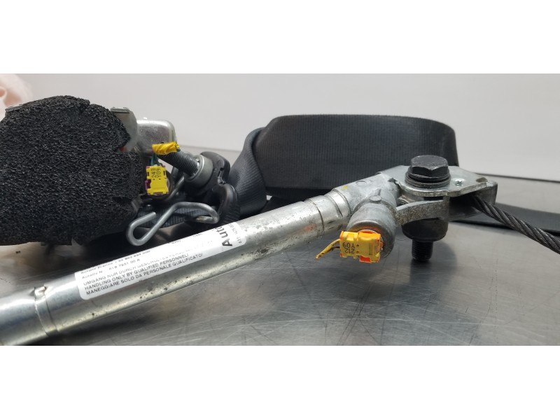 Recambio de cinturon seguridad delantero izquierdo para alfa romeo mito (145) junior referencia OEM IAM 156100546 618744800  Recambio de cinturon seguridad delantero izquierdo para alfa romeo mito (145) junior referencia OEM IAM 156100546 618744800