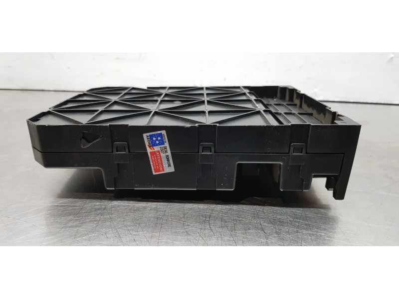 Recambio de caja reles / fusibles para citroen c3 1.1 furio referencia OEM IAM 9659285380  