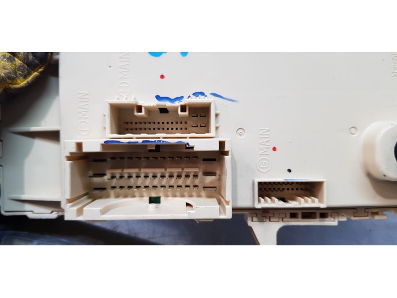 Recambio de caja reles / fusibles para kia carens ( ) concept referencia OEM IAM 91950A4510  