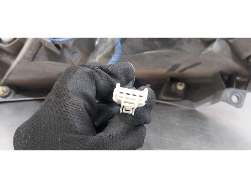 Recambio de piloto trasero derecho para nissan murano (z50) básico referencia OEM IAM 26554CB000   Recambio de piloto trasero derecho para nissan murano (z50) básico referencia OEM IAM 26554CB000