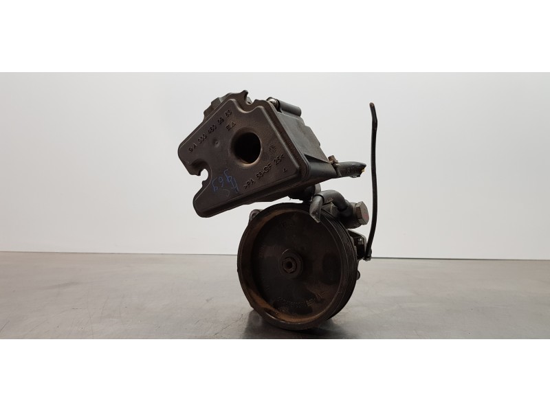 Recambio de bomba direccion para mercedes clase cls (w219) 350 (219.356) referencia OEM IAM 044669101  