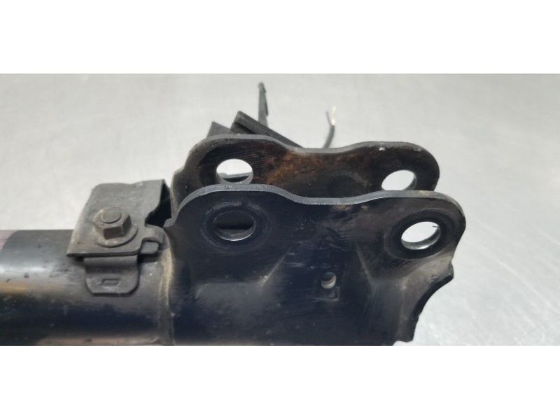 Recambio de amortiguador delantero derecho para mitsubishi outlander (gf0) motion 2wd referencia OEM IAM 4060A586  