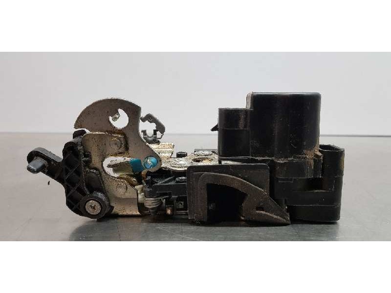 Recambio de cerradura puerta trasera derecha para chevrolet aveo lt referencia OEM IAM   