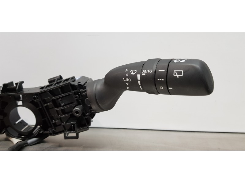 Recambio de mando multifuncion para toyota rav 4 plug-in hybrid advance referencia OEM IAM 8465242200 8432933090 8431911010