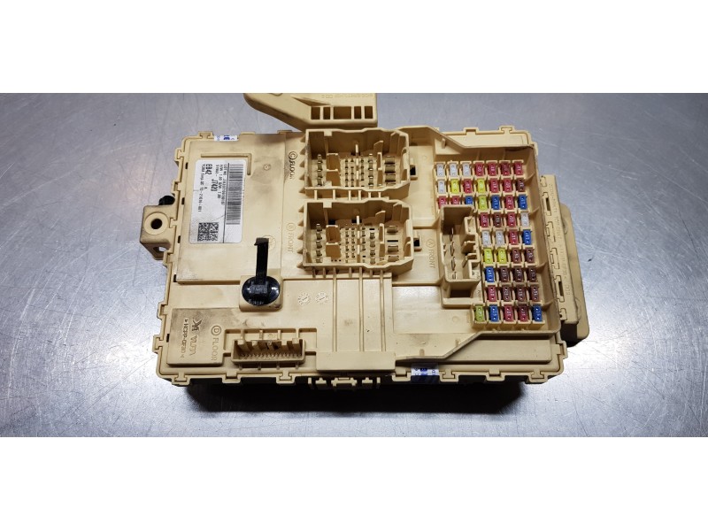 Recambio de caja reles / fusibles para kia ceed sportswagon tech referencia OEM IAM 91953J7420  