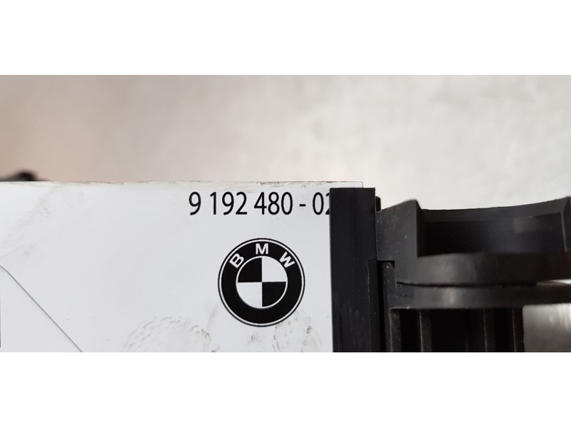 Recambio de caja reles / fusibles para bmw x3 (f25) xdrive 20d referencia OEM IAM 9210860  