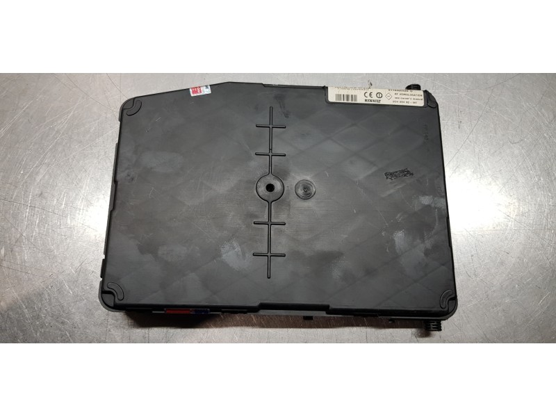 Recambio de modulo confort para renault scenic ii confort dynamique referencia OEM IAM 8200309690  