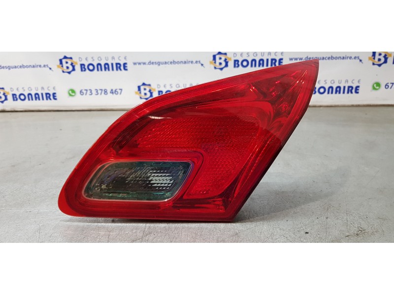 Recambio de piloto trasero derecho interior para opel astra j lim. techno referencia OEM IAM 13306456   Recambio de piloto trasero derecho interior para opel astra j lim. techno referencia OEM IAM 13306456