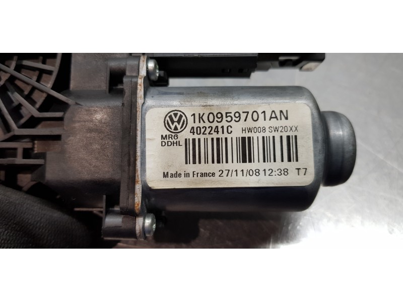 Recambio de motor elevalunas delantero izquierdo para volkswagen golf vi (5k1) advance referencia OEM IAM 5K0959701EZ0B   Recambio de motor elevalunas delantero izquierdo para volkswagen golf vi (5k1) advance referencia OEM IAM 5K0959701EZ0B